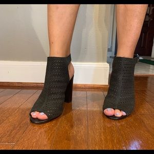 Vince Camuto booties